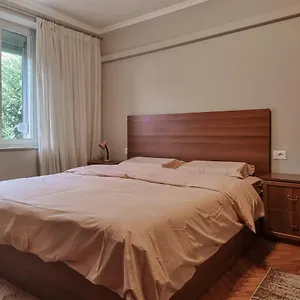  Apartment Center Cozy